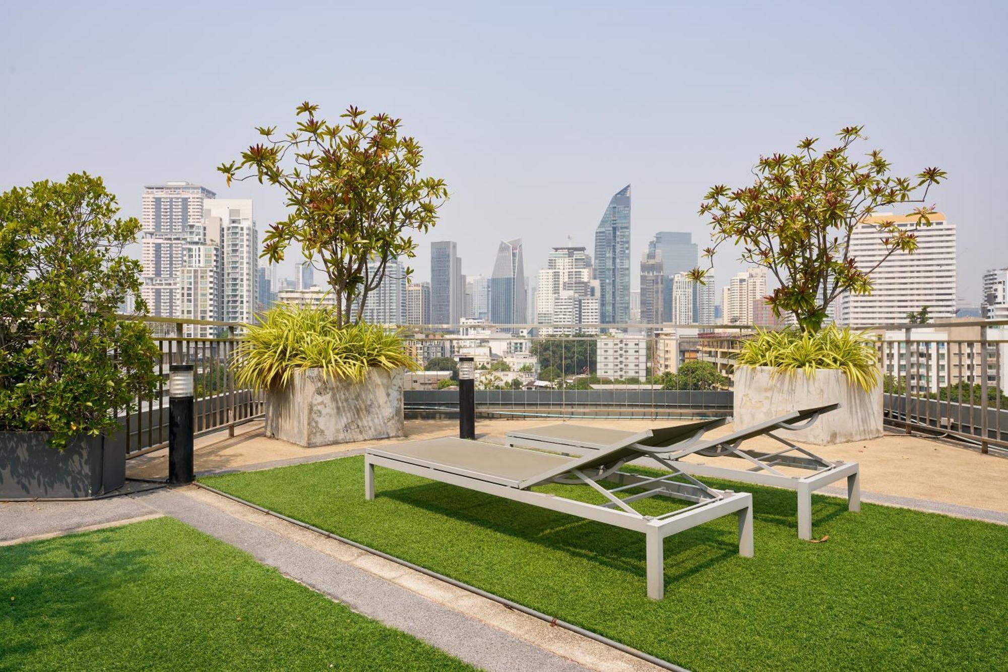 Shine Aparthotels Sukhumvit Thonglor Bangkok Esterno foto