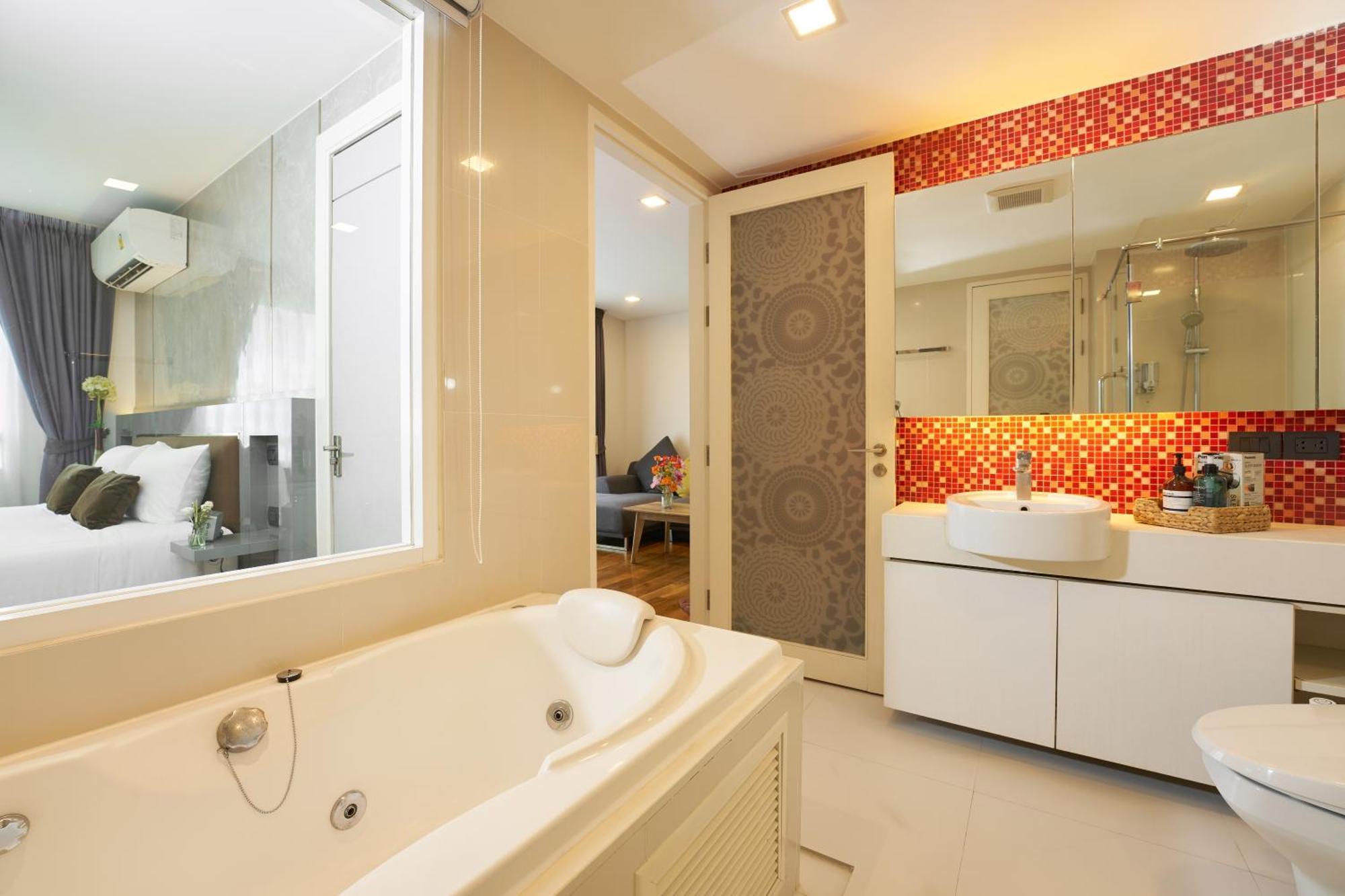 Shine Aparthotels Sukhumvit Thonglor Bangkok Esterno foto